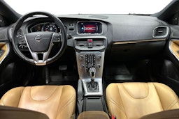 musta Volvo V40 2018 kuva 7.