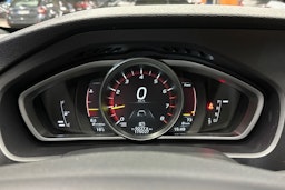 musta Volvo V40 2018 kuva 24.