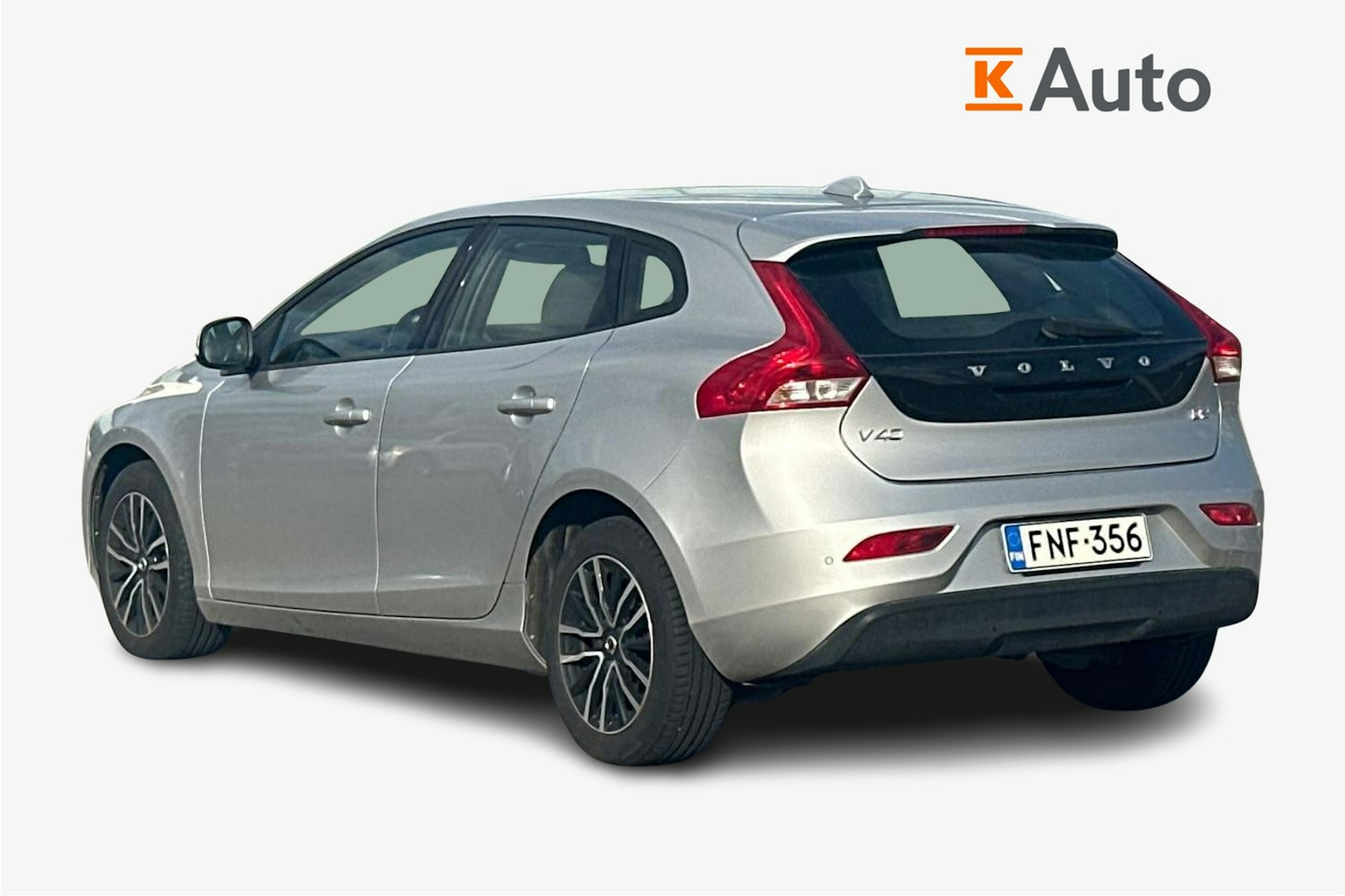 harmaa Volvo V40 2018 kuva 2.