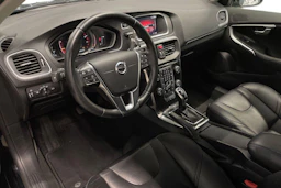 musta Volvo V40 2018 kuva 6.