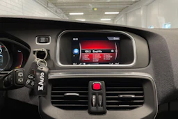 musta Volvo V40 2018 kuva 14.