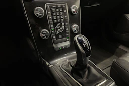 musta Volvo V40 2018 kuva 15.