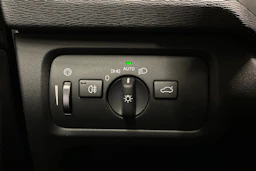 musta Volvo V40 2018 kuva 16.