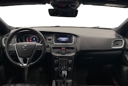 valkoinen Volvo V40 2019 kuva 7.