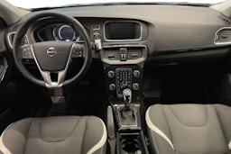 musta Volvo V40 2019 kuva 7.