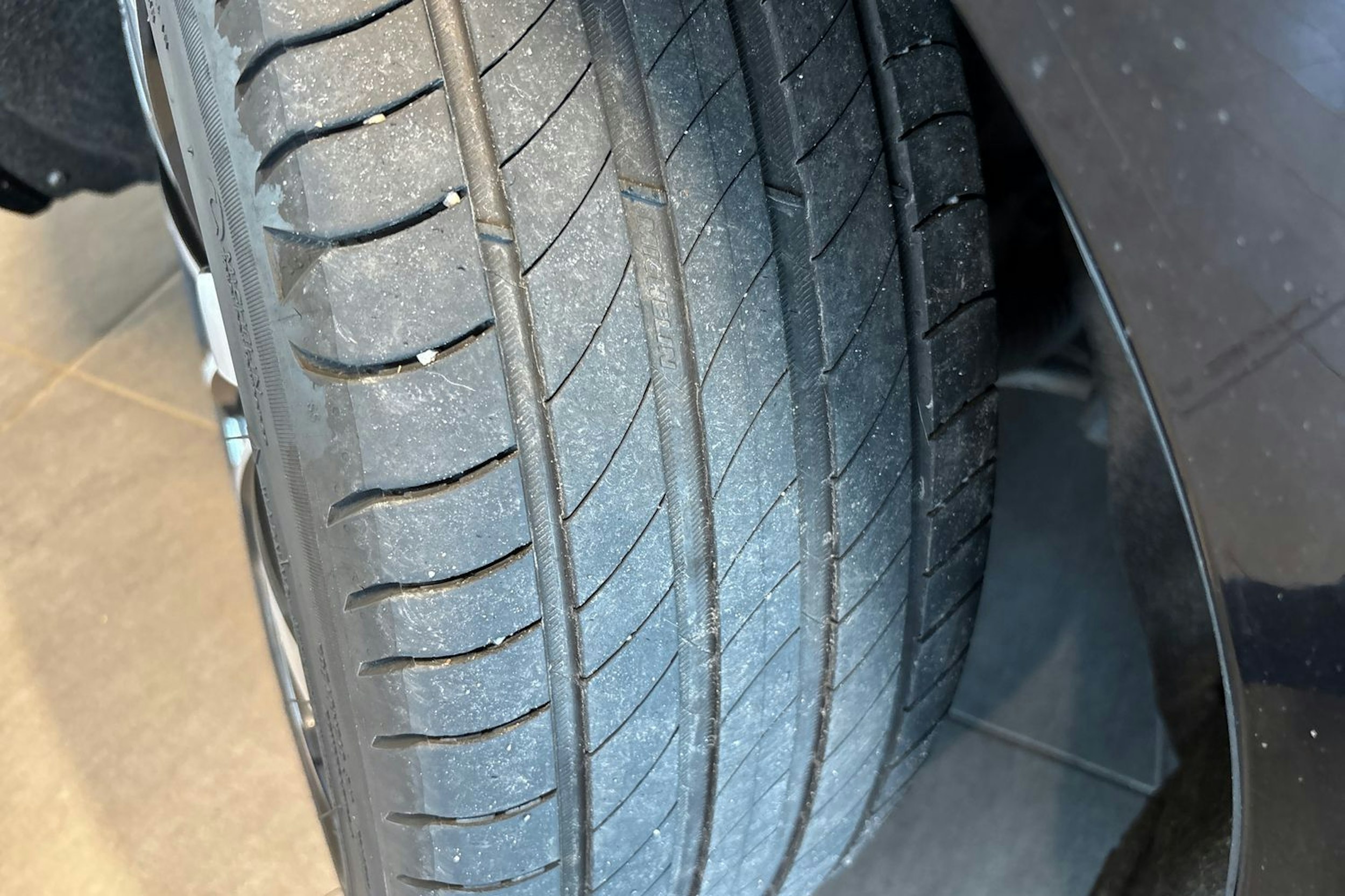 Musta Volvo V40 2019 kuva 13.