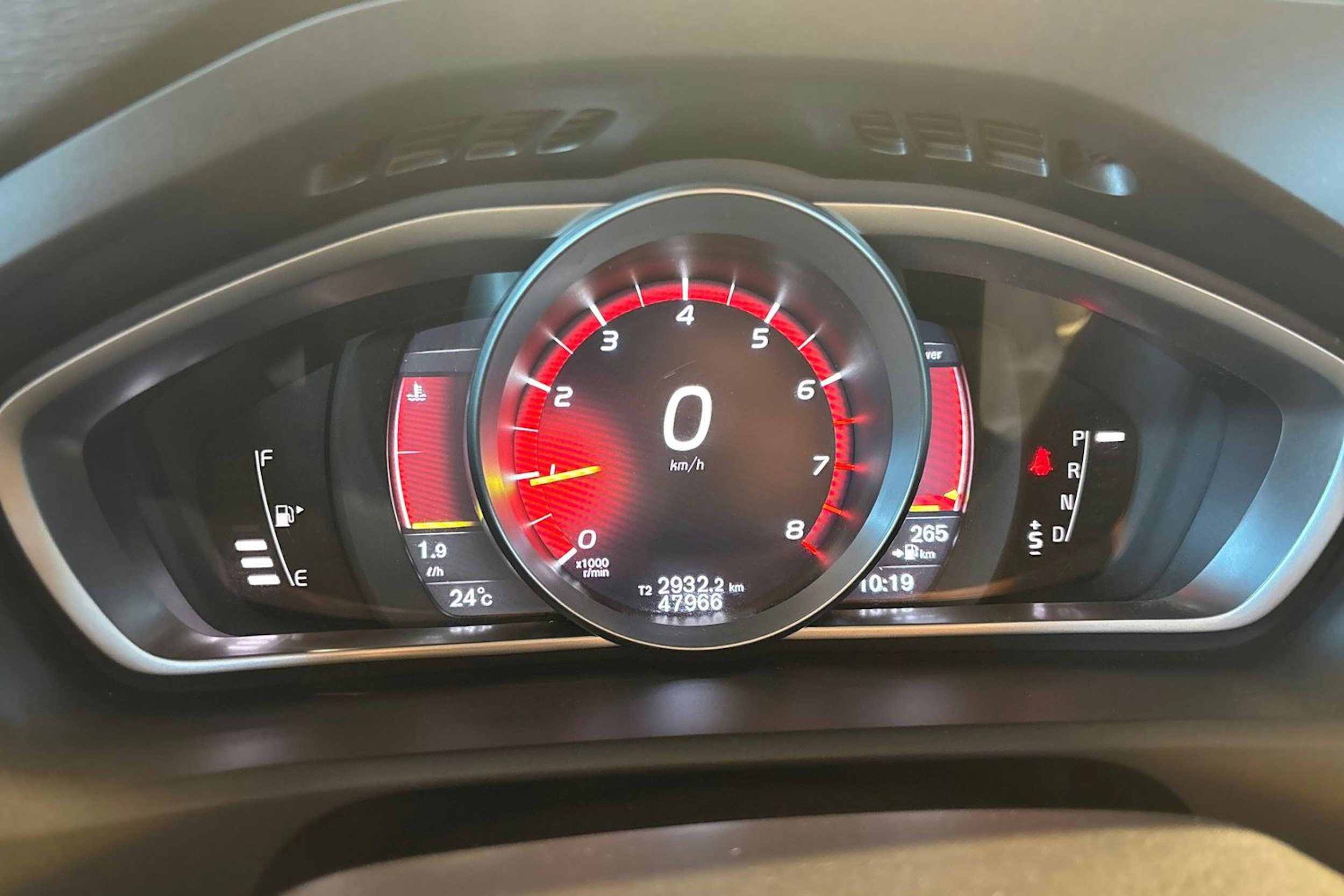 Musta Volvo V40 2019 kuva 19.