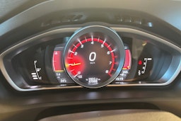 Musta Volvo V40 2019 kuva 19.