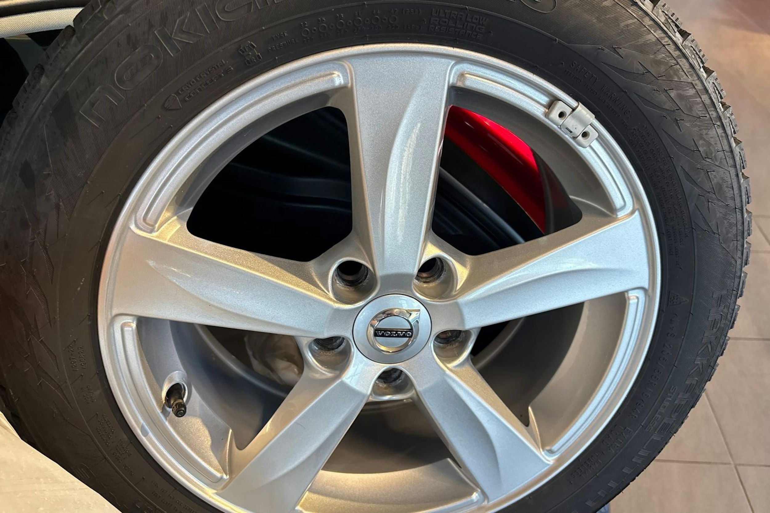 Musta Volvo V40 2019 kuva 22.