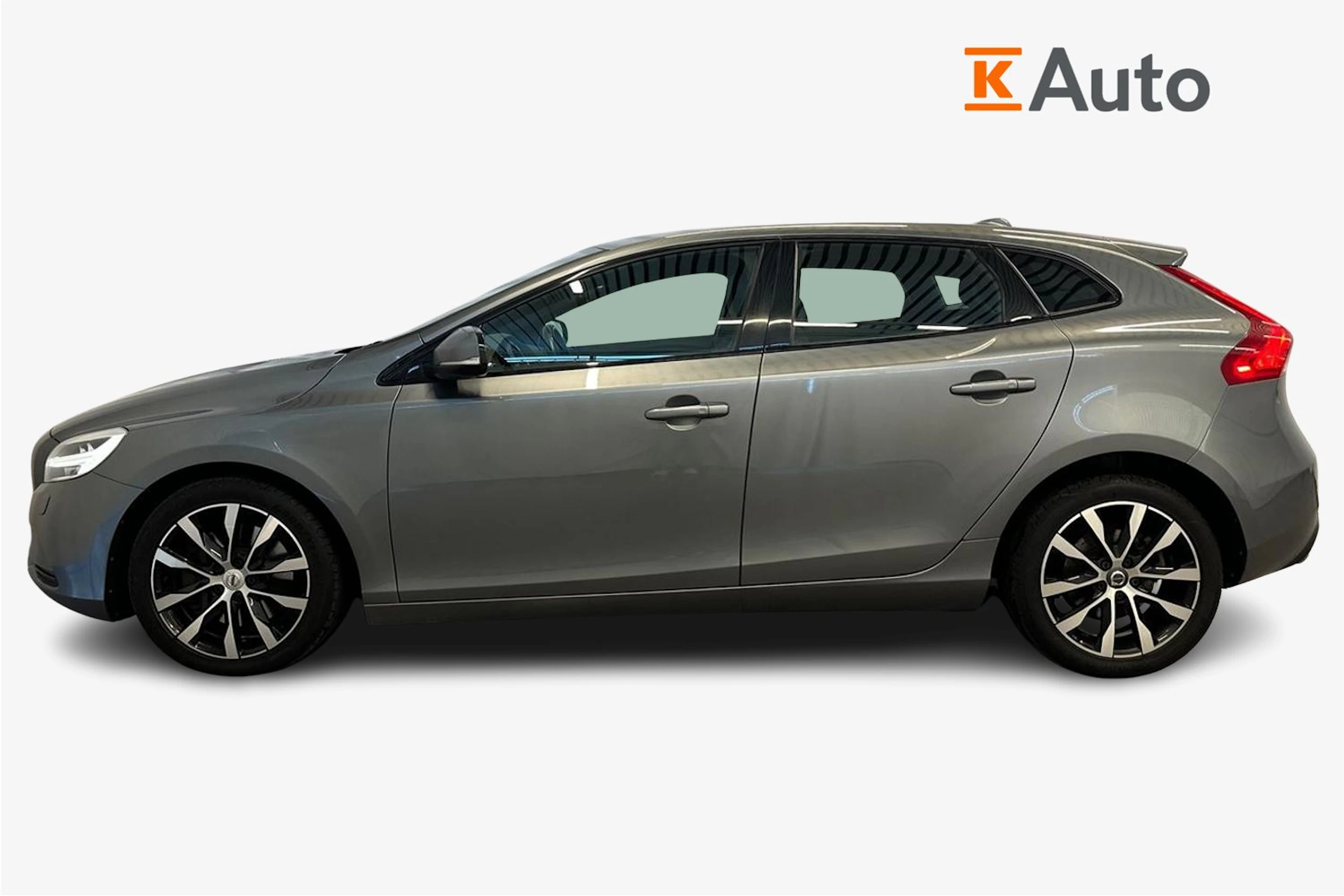 harmaa Volvo V40 2019 kuva 5.