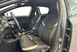 harmaa Volvo V40 2019 kuva 7.
