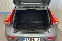 harmaa Volvo V40 2019 kuva 13.