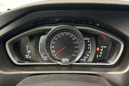 harmaa Volvo V40 2019 kuva 18.