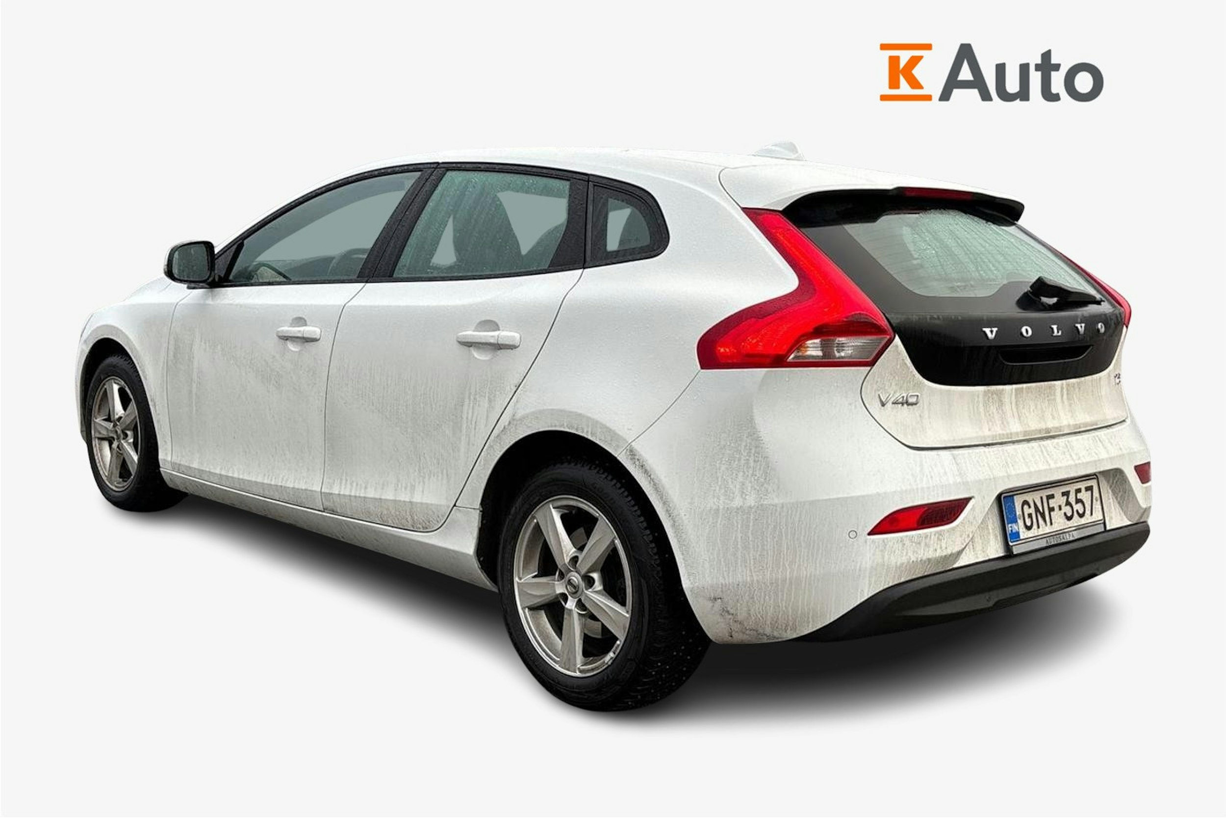 valkoinen Volvo V40 2019 kuva 2.