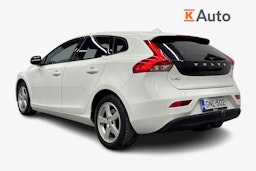 valkoinen Volvo V40 2019 kuva 2.