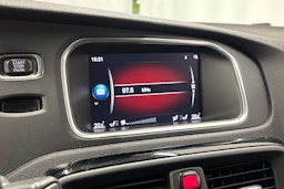 valkoinen Volvo V40 2019 kuva 21.