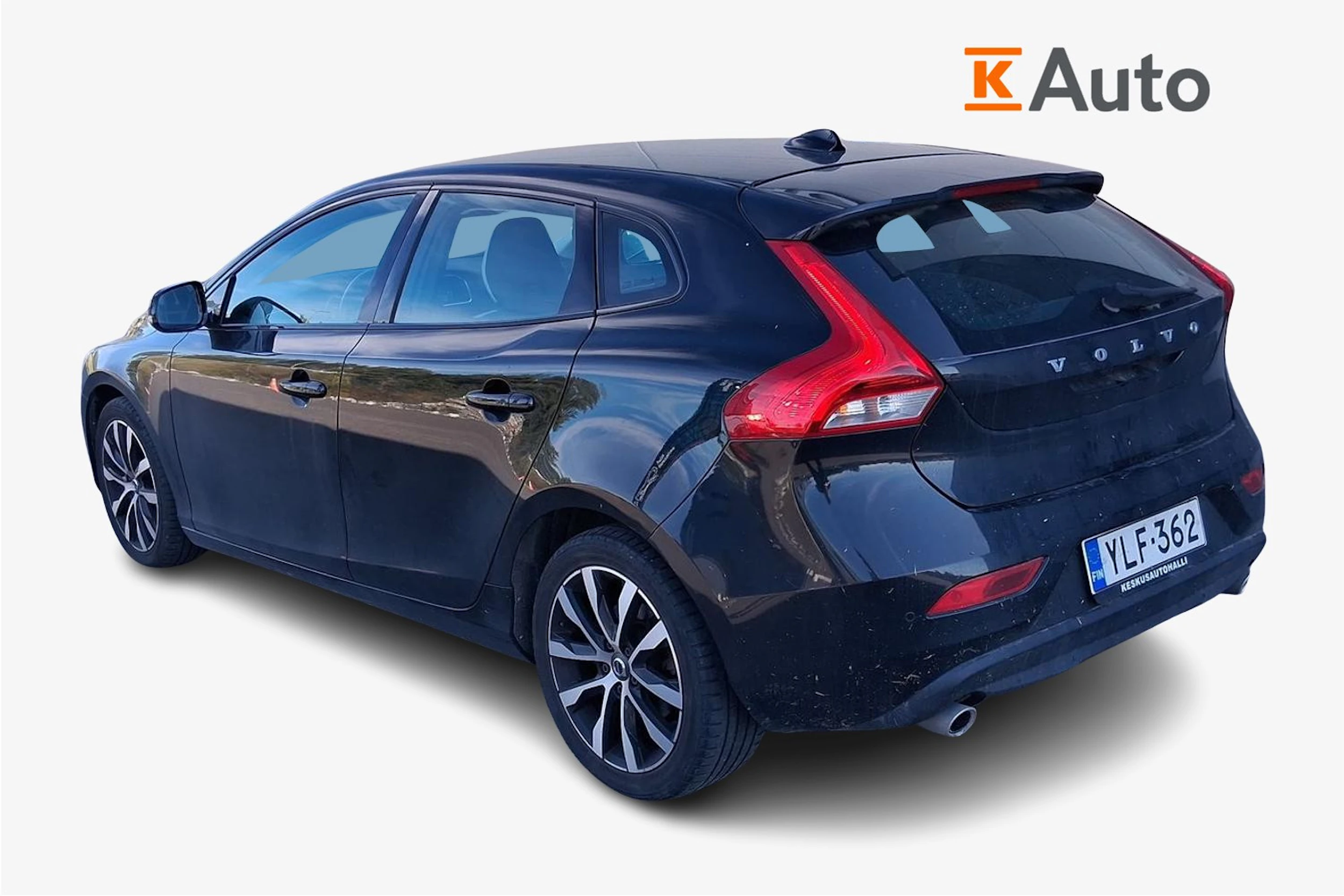 musta Volvo V40 2019 kuva 2.