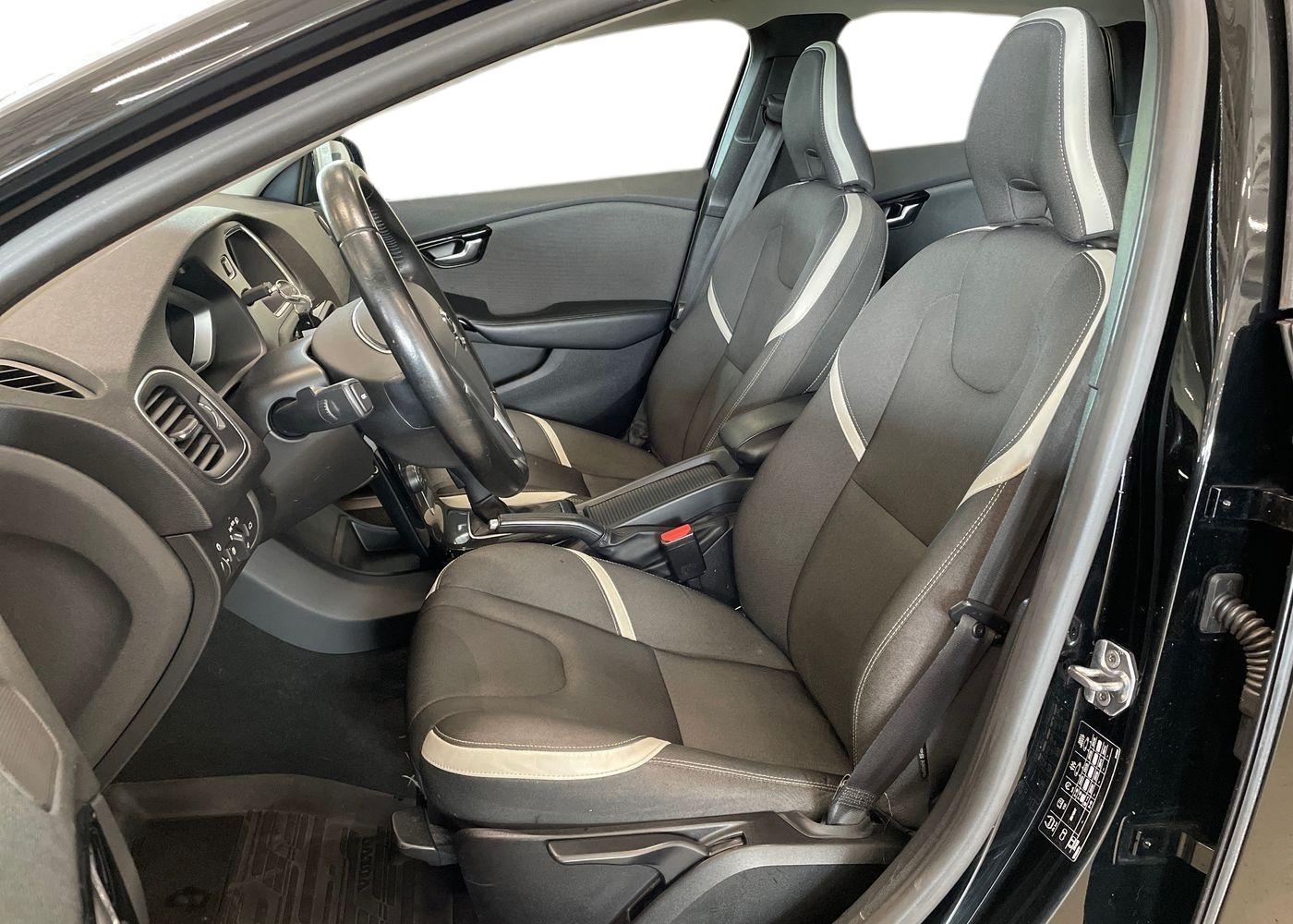 Volvo V40 D2 Business Classic aut 2019, kuva 6/29