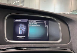 musta Volvo V40 2019 kuva 21.