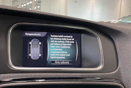 musta Volvo V40 2019 kuva 22.