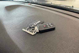 musta Volvo V40 2019 kuva 29.