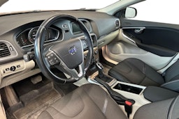 oranssi Volvo V40 Cross Country 2013 kuva 3.