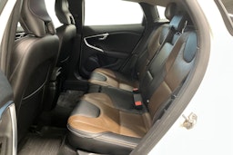 valkoinen Volvo V40 Cross Country 2014 kuva 10.