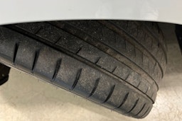 valkoinen Volvo V40 Cross Country 2014 kuva 13.