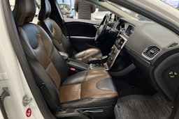 valkoinen Volvo V40 Cross Country 2014 kuva 15.