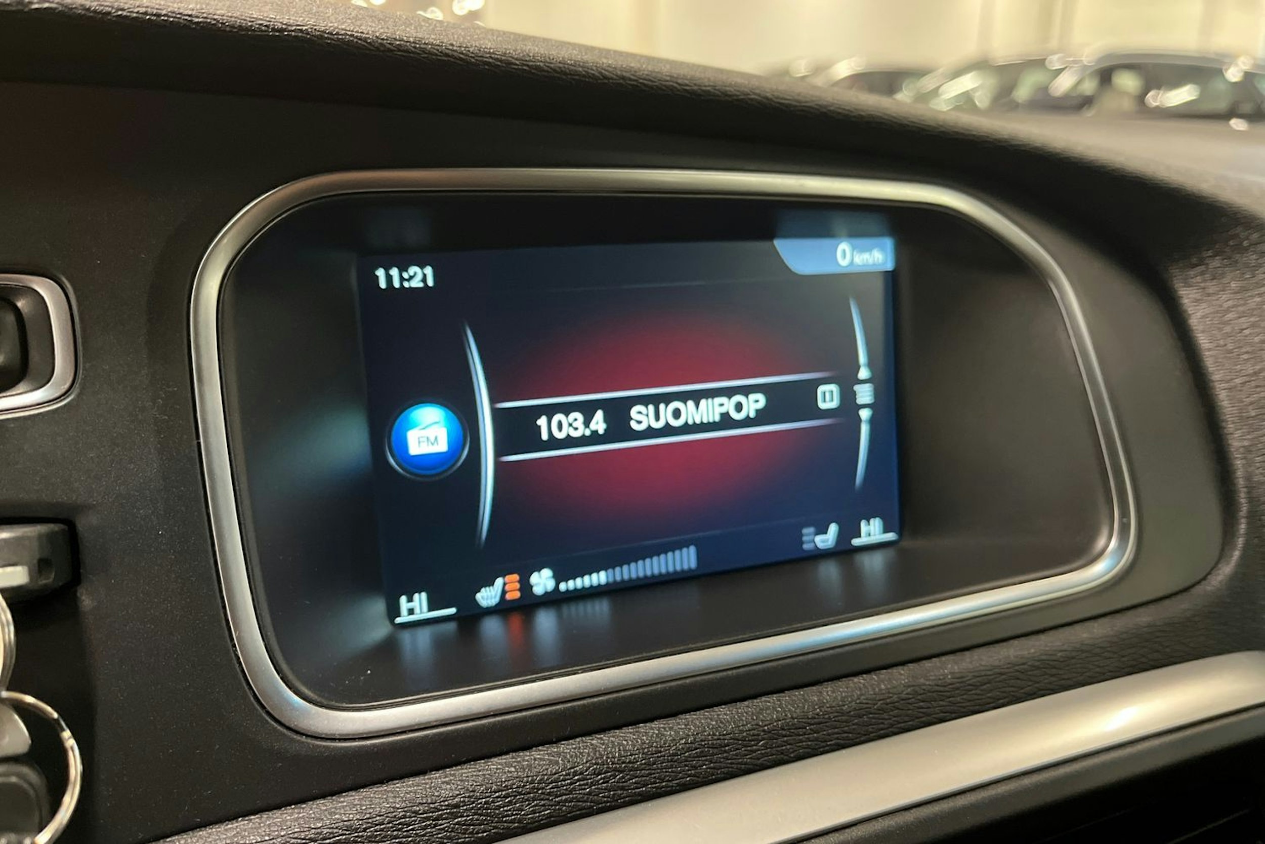 valkoinen Volvo V40 Cross Country 2014 kuva 21.