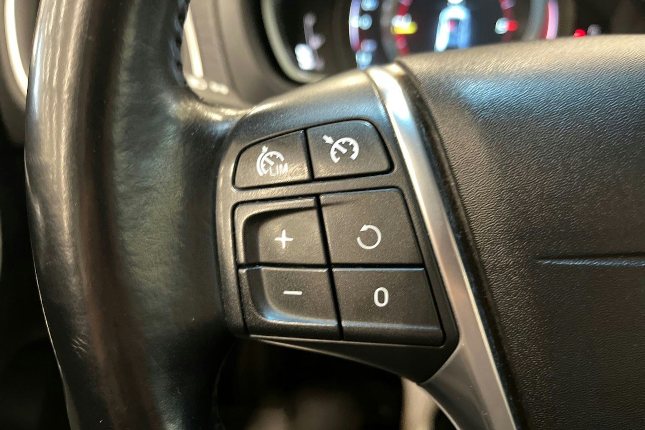 valkoinen Volvo V40 Cross Country 2014 kuva 28.