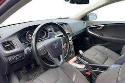 punainen Volvo V40 Cross Country 2014 kuva 3.