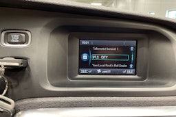 Harmaa Volvo V40 Cross Country 2014 kuva 16.