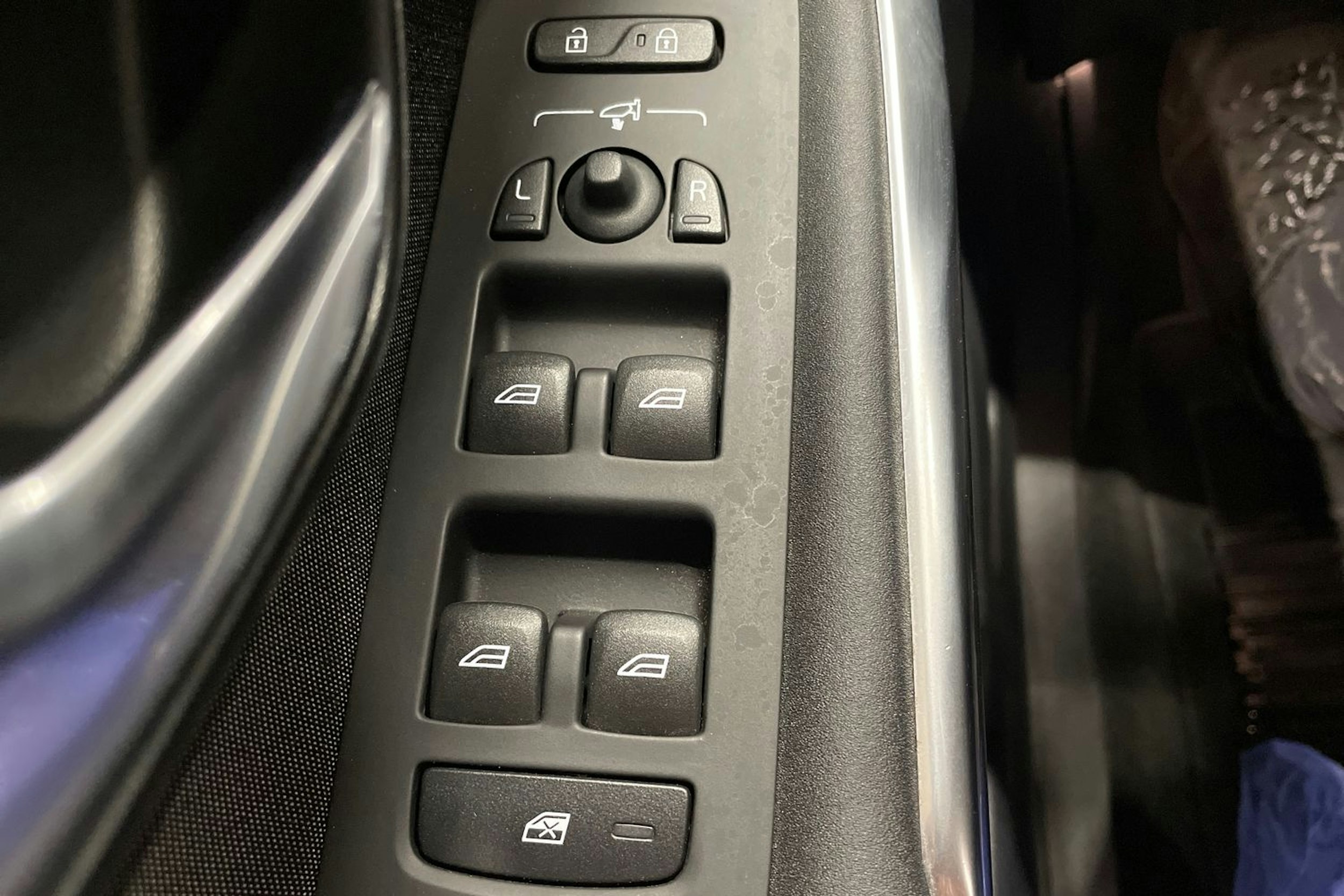 Harmaa Volvo V40 Cross Country 2014 kuva 24.