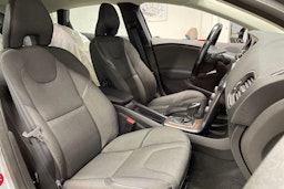 Harmaa Volvo V40 Cross Country 2014 kuva 27.