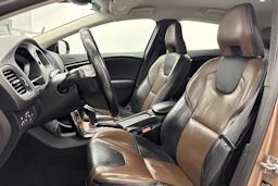Ruskea (beige) Volvo V40 Cross Country 2014 kuva 11.