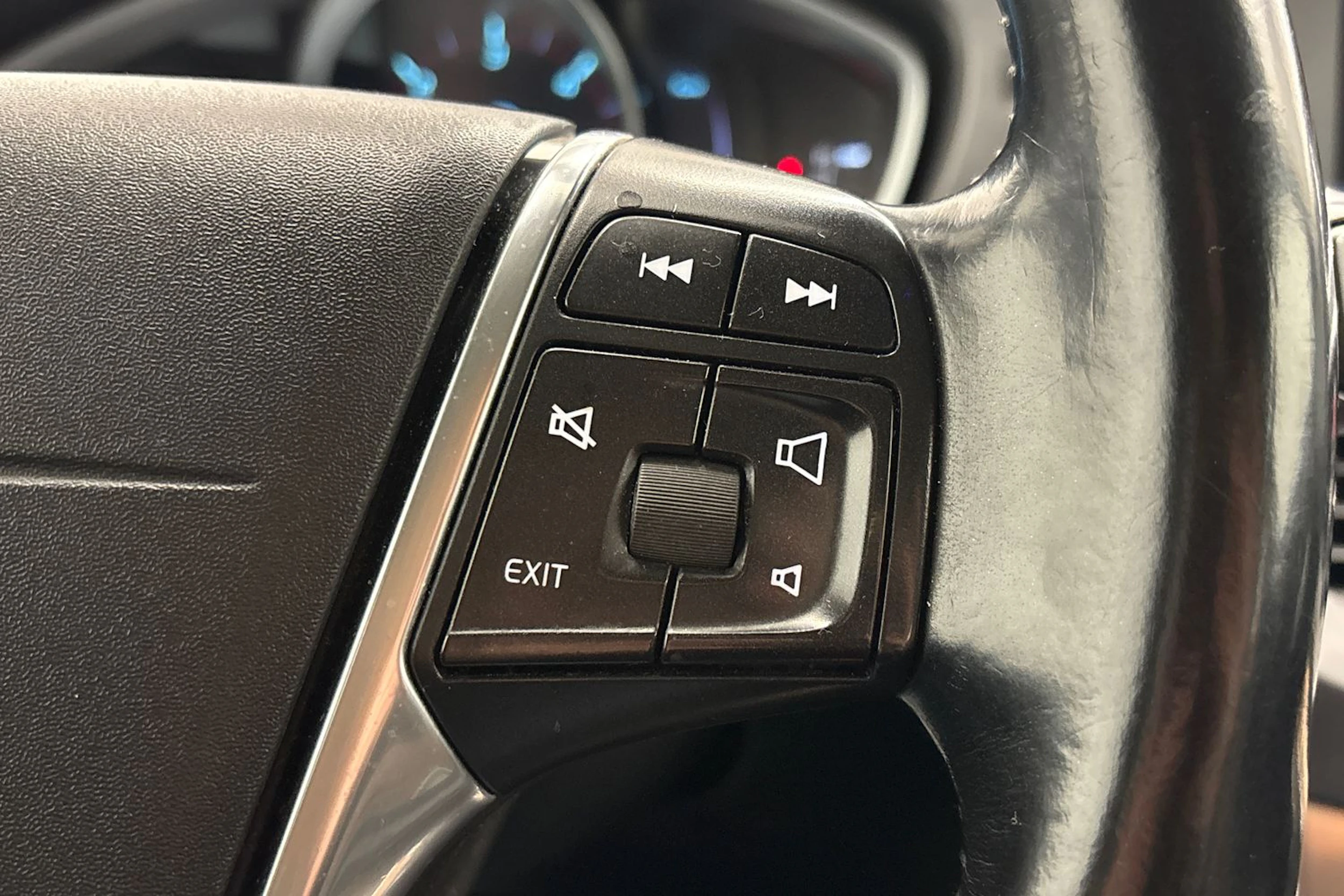 Ruskea (beige) Volvo V40 Cross Country 2014 kuva 14.