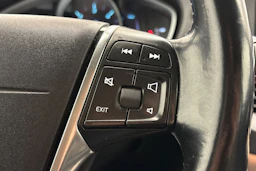 Ruskea (beige) Volvo V40 Cross Country 2014 kuva 14.