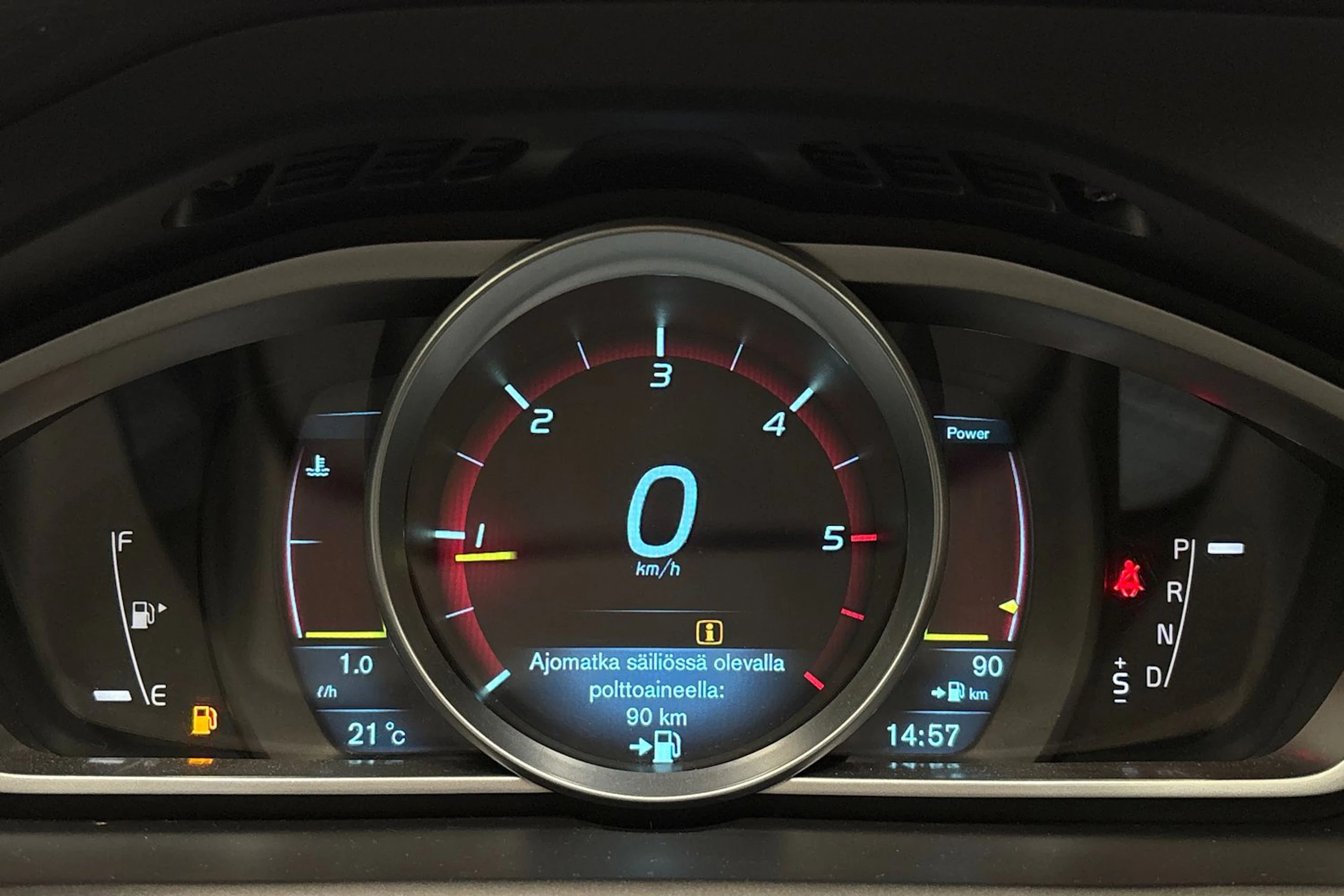 Ruskea (beige) Volvo V40 Cross Country 2014 kuva 15.