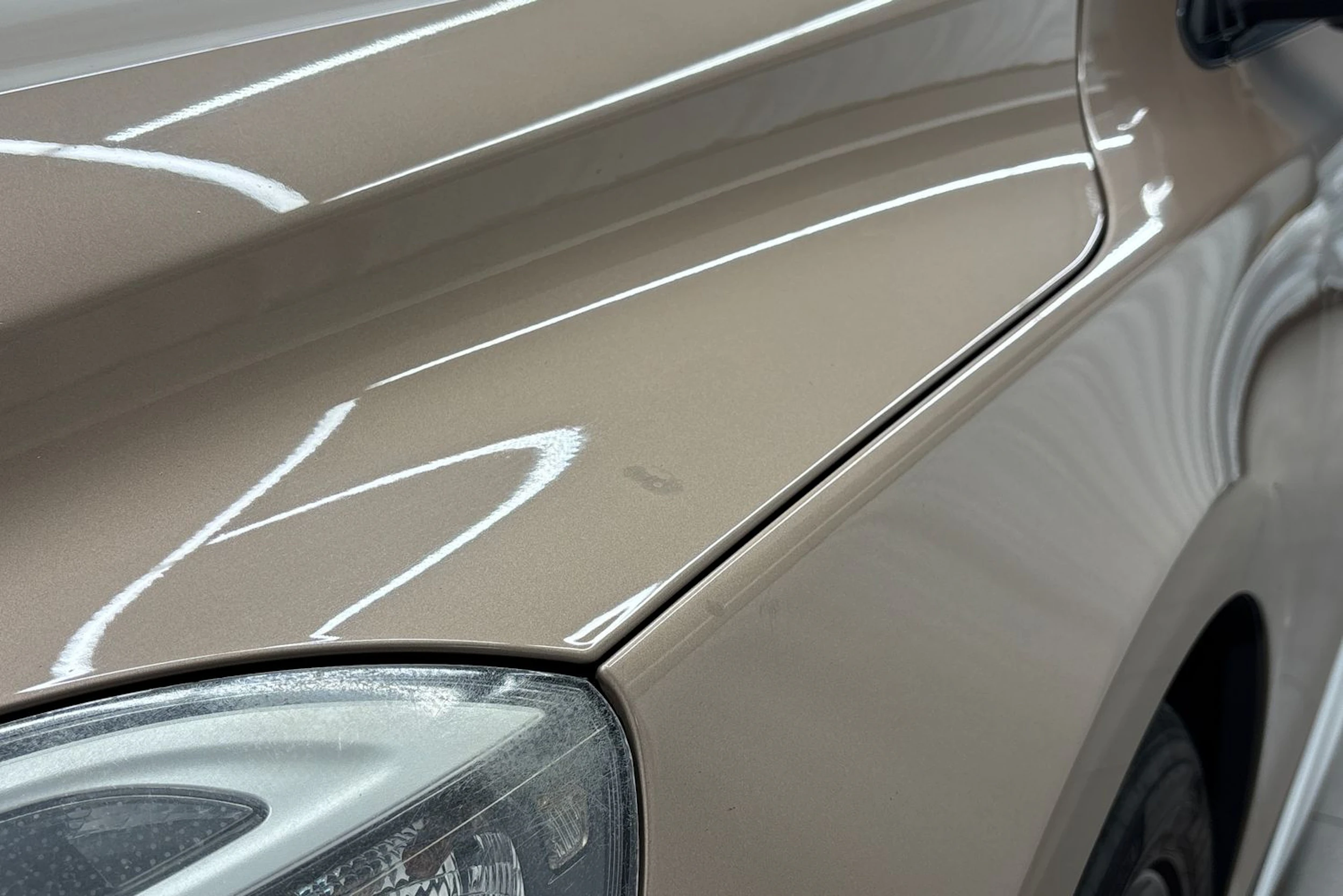 Ruskea (beige) Volvo V40 Cross Country 2014 kuva 24.
