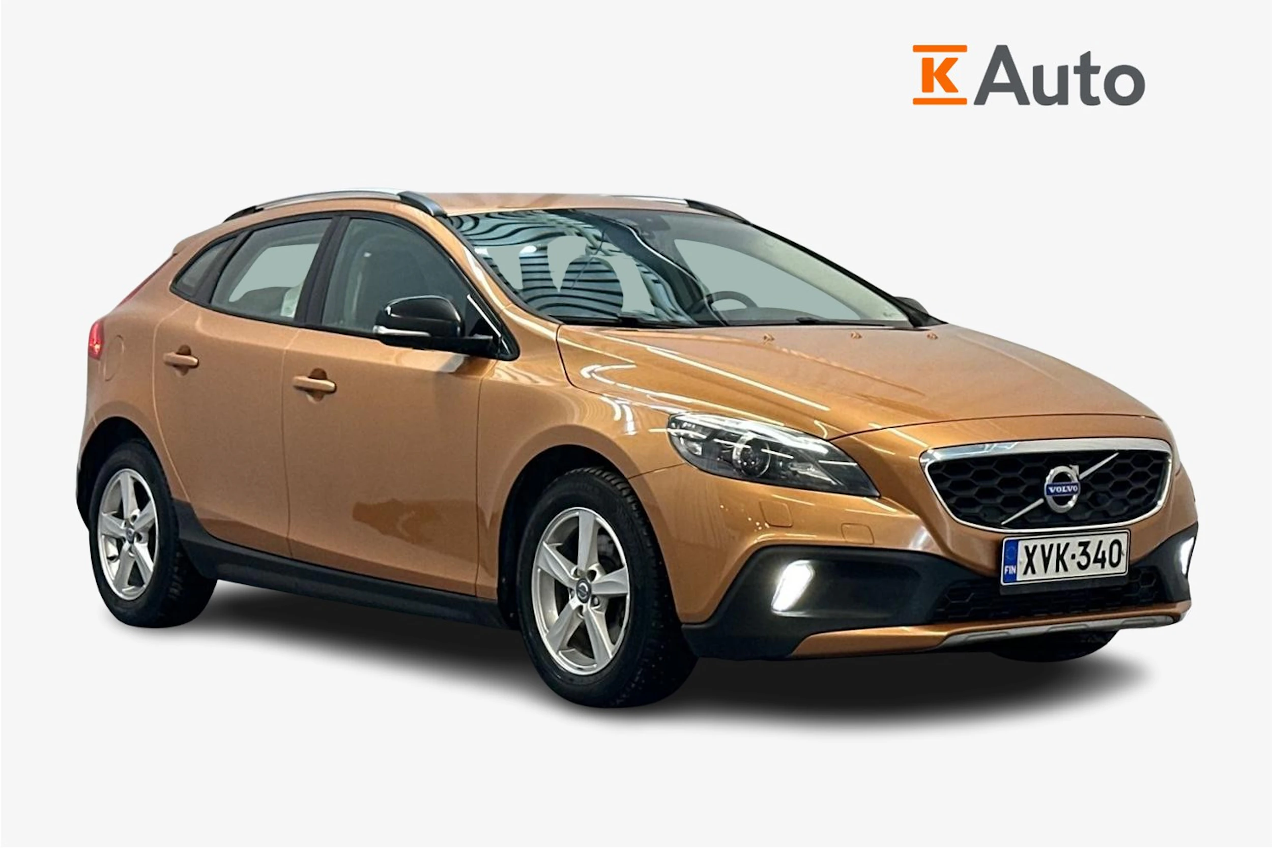 oranssi Volvo V40 Cross Country 2014 kuva 4.