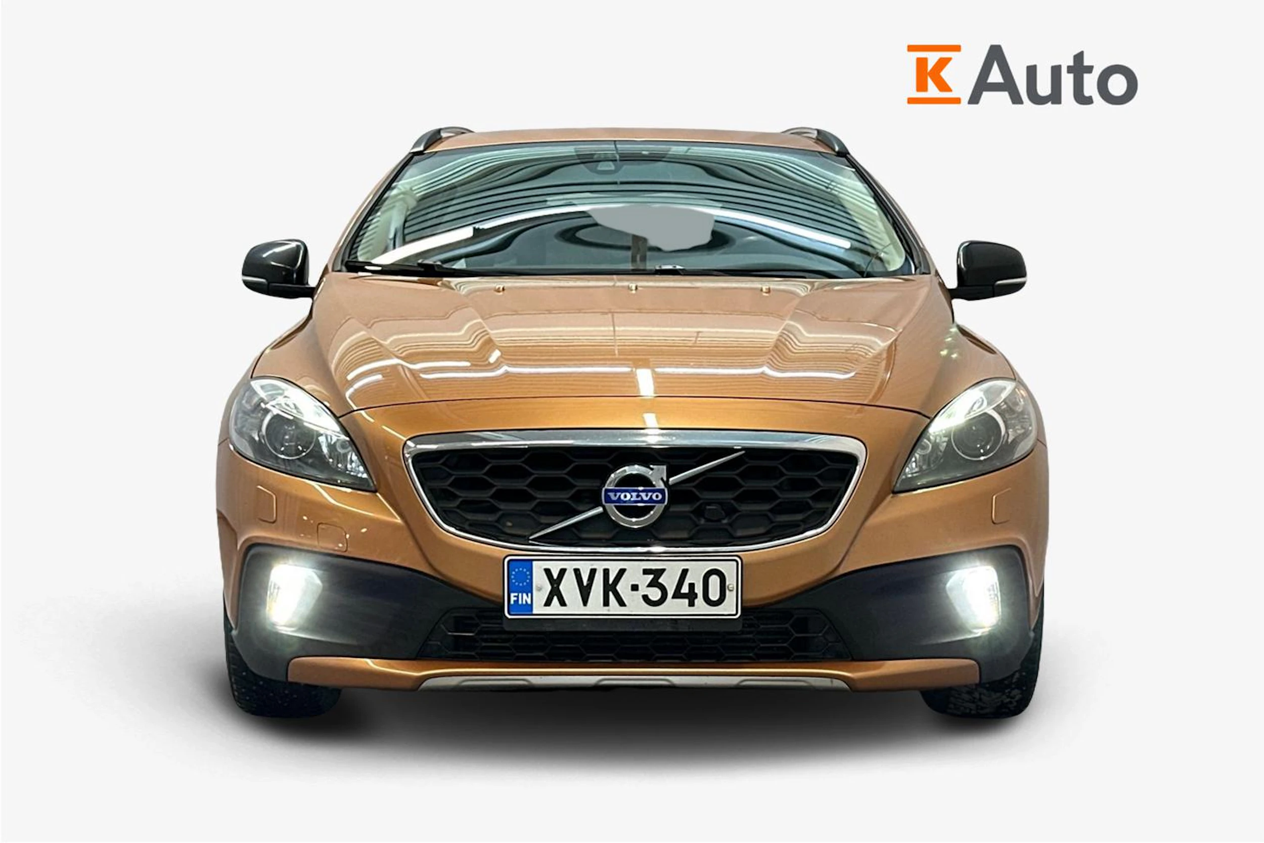oranssi Volvo V40 Cross Country 2014 kuva 7.