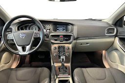 oranssi Volvo V40 Cross Country 2014 kuva 10.