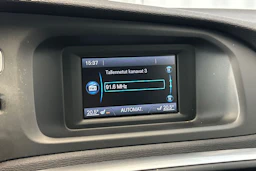 oranssi Volvo V40 Cross Country 2014 kuva 25.