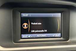 oranssi Volvo V40 Cross Country 2014 kuva 26.