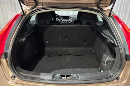 ruskea (beige) Volvo V40 Cross Country 2015 kuva 17.