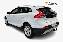 valkoinen Volvo V40 Cross Country 2015 kuva 2.
