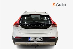 valkoinen Volvo V40 Cross Country 2015 kuva 3.