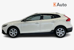 valkoinen Volvo V40 Cross Country 2016 kuva 5.