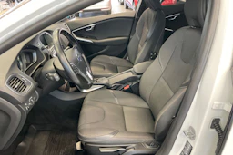 valkoinen Volvo V40 Cross Country 2016 kuva 14.